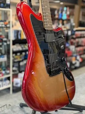 Squier - 037-0335-570 2